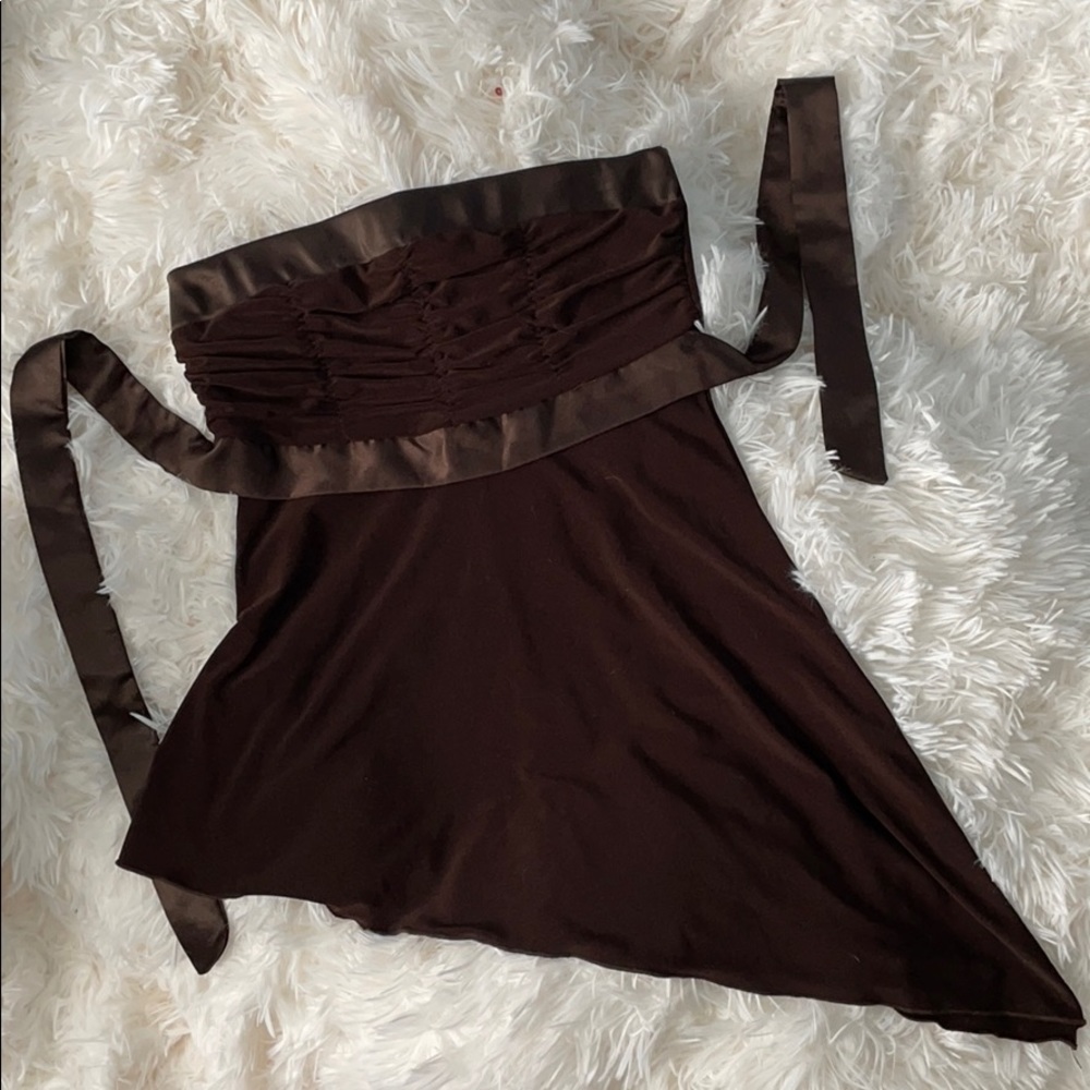 Brown sleeveless top